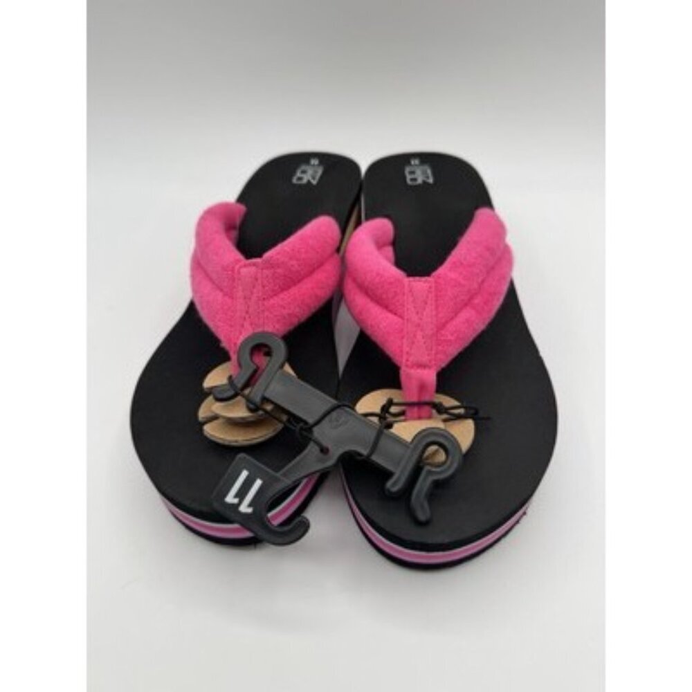 No Boundaries Rainbow Pink Platform Flat Slip Women's Sz 11 available NEW - Picture 3 of 5